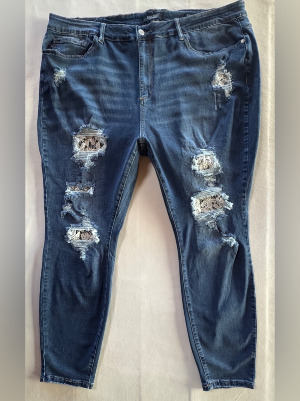 Judy Blue Jeans Distressed Lace Patch Skinny Mid Rise Denim Stretch JB8463 (24W) - Picture 4 of 17
